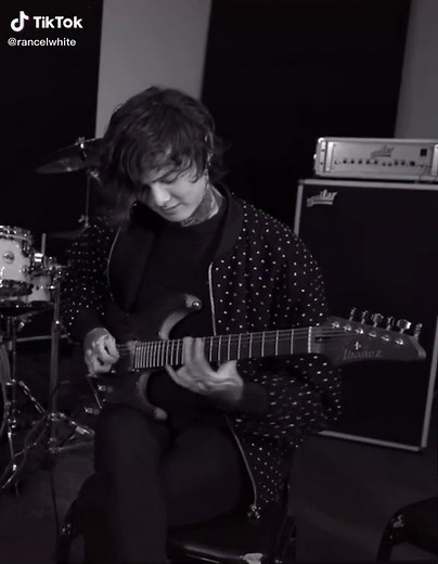 Tim Henson Polyphia GOAT Guitar Performance