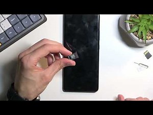 How to Insert Nano SIM in Motorola Edge 30 Fusion - Install SIM Card