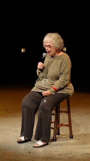 A night full of laughs thanks to Susan Rice! So glad to have had her at Gesa Power House Theatre!🎤🤣 #susanrice #powerhousetheatre #gesapowerhousetheatre #livecomedy #comedywallawalla #wallawalla | Gesa Power House Theatre