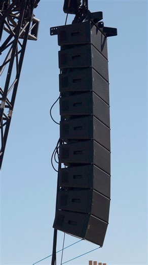 Join Martin Audio’s Joe Lima as he talks us through the Wavefront Precision system set-up for Pickathon Festival in Oregan’s Happy Valley. Discover more: https://martin-audio.com/products/series/wavefront-precision #PickathonFestival #MartinAudio #MartinAudioLondon #UniteYourAudience | Martin Audio Ltd