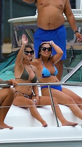 50K views · 191 reactions | Cruising Through Miami River!⚓| Miami River | Miami Boats | ✨ #MiamiBoats #MiamiRiver #YachtLifeMiami #MiamiQueens #LuxuryLifestyle #hauloverinlet #hauloverboats #wavyboatsmiami #wavyboats #boatzonemiami #sandbarlife #miamiboating #keybiscayne #BoatZone #BoatSnaps #Miami | Miami Boats | Facebook