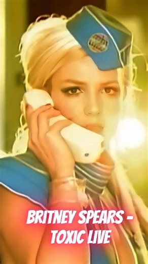 Britney Spears Performs Her Iconic Song “Toxic” Live #BritneySpears #LivePerformance #PopLegend | Gabrielsoy