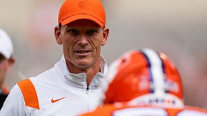 Brent Venables sends emotional message to Dabo Swinney, Clemson players