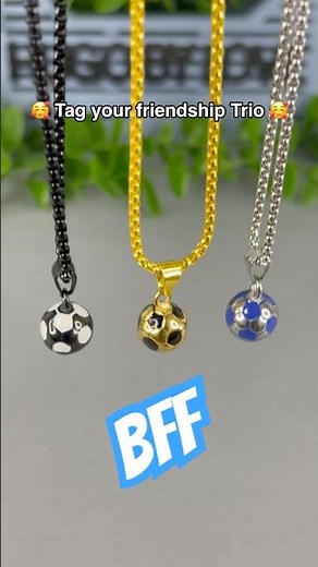 3 Best Friends, 1 Perfect Gift 🎁 #bff #gift #besties #friends #jewelry #shorts