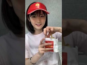 道重さゆみさんマックを食べる会