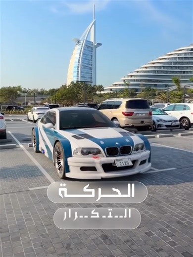 تخيل تصمم عالم كامل بضغطة زر! 🤯 أداة الـ Geometry Nodes قلبت موازين الـ 3D في بلندر. منو يصدق إن كل هالتفاصيل بمجسم واحد؟