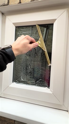 Over and out for another week 🫡#windowcleaning #fyp #satisfyingvideos #ettore