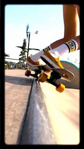 So fun! 😄 surf skate session with a new Sector 9 setup #surfskate #surfergirl #skatergirl #sector9