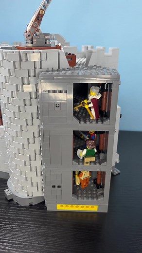 LEGO Castle Part 30: Knight Teaches Daughter Swordplay