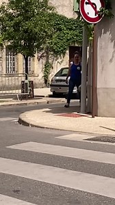 97K views · 1.4K reactions | À Vauvert, Lola accueille son nouveau chien guide Tahiti, une labrador sable âgée de 2 ans, élevée par l’association Les Chiens Guides d’Aveugles de Provence Côte d’Azur Corse. | ObjectifGard | Facebook