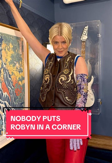 Robyn's Iconic Performance: Nobody Puts Her in a Corner