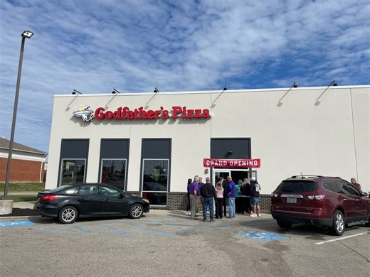 Godfather’s Pizza opens new location in Sugarcreek Township