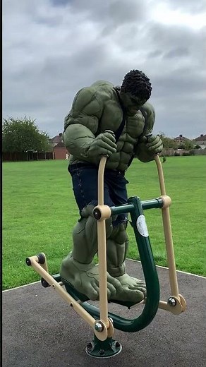 When You’re Jacked like HULK, But Have No Idea How the Gym Works #hulk