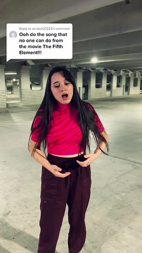 Blue Alien Diva Dance from The Fifth Element