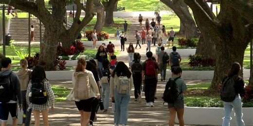 Senior college students can apply for state jobs