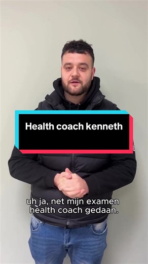 Zeer trots op dit moment. 💪 Kenneth rondde zijn examen van deel 1 van de Health Coach Opleiding bij Voor mens af en met succes. Zijn feedback? De lessen dagen je uit om verder te kijken dan standaard adviezen en te begrijpen wat er in het lichaam gebeurt. En dit is nog maar het begin. Kenneth kijkt nu al enorm uit naar het volgende luik, orthomoleculaire therapie, waar alles samenkomt op celniveau. 👉 Wil jij ook coachen met kennis, vertrouwen en diepgang? Reageer HEALTH en ik bezorg je alle in