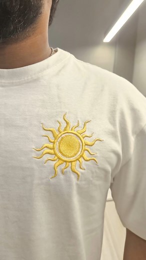 17 reactions | Explore the Singer SE9185 in Action! ✨ From intricate embroidery to personalized designs, experience how the SE9185 turns your creative vision into reality! 淋 Book a free demo today: https://singerindia.com/book-free-demo-se9185/ #SingerSE9185 #EmbroideryMadeEasy #UnleashYourCreativity | Singer India | Facebook