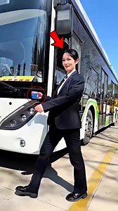 771K views · 10K reactions | She is a skilled bus driver! #reels #reaction #fyp #omg #shocking | Net Narrator | Facebook