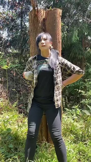 Climbing Techniques for Trees in Forest Environments