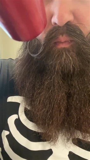 Happy Spooky Day 🎃 Bearded World!!! 👻 #thisbeardplantstrees #greenbeardgrooming #greenbeardgrmng | Green Beard Grooming