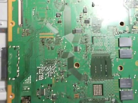 无梦老咸鱼—夏天又快到了，又到了小白们开脑的季节，小鸡尖来喽(*^▽^)/★*☆索尼ps3开脑/ps3开核。索尼ps3机器开机暴走。深度清灰，硅脂，电池。水洗