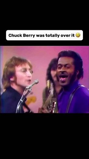 classic country (@tiktoksclassicmusic)’s video of Yoko Ono