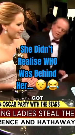 Jennifer Lawrence Gets Interrupted By Jack Nicholson On The Red Carpet! 😂😯 #jenniferlawrence