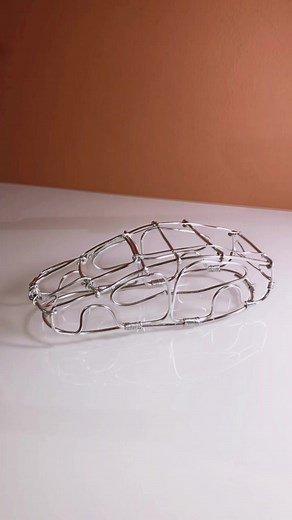 Go easy on the comments, it’s my first wire sculpture. What should I make next? #wire #sculpture #car #art #wiresculpture