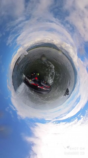 セルフ撮りスプレー #猪苗代 #猪苗代湖 #崎川浜 #志田浜 #タイトジャパン #マックストレーラー #2艇積み #モンスター #ジェットスキー #ジェットスキー #マリンジェット #YAMAHA #FX #クルーザー #SVHO #FXSVHO #水上バイク #jetski #ヤマハ #海 #ジェットスキーのある生活 #太平洋 #LEXUS #LX570 #lx570new #lx570offroad #lx570lexus #trd