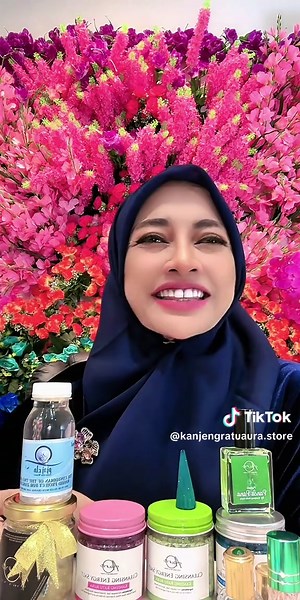 Keajaiban Kanjeng Ratu Aura oleh Ayu Puspa