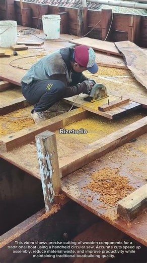 Traditional Wooden Boat Building | Precision Cutting with Handheld Circular Saw
