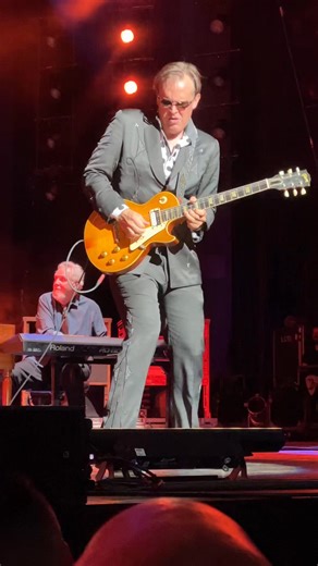 6.6K views · 257 reactions | Joe Bonamassa live guitar solo #shredguitartv #shredguitar #blues #rock #guitarlicks #guitarsolo | Shred Guitar TV | Facebook