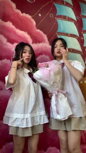 Video của c (@huyenchau_15) với bản nhạc Ai Ngoài Anh VSTRA but its majestic - midnitecake