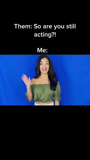 5’3 with Heels: Raquel Castro's Humorous Take