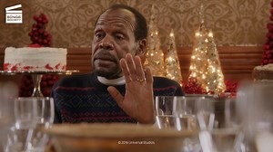 Christmas and Mistresses do not mix very well... 😅 I was waiting for a great show, I got one 💥 | Binge Society - The Greatest Movie Scenes