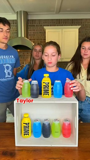 26K views · 142 reactions | Getting creative with some colorful science experiments! ✨ #FunScience #ColorfulCreations | Ayn Dosi | Facebook