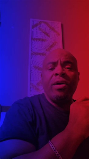 Happy Friday! Still working on singing...my version of ~walking~ SBWII Low F Gentle Monster 💪🏾💙🎶🎵🎶✌🏽 | Chris Morris