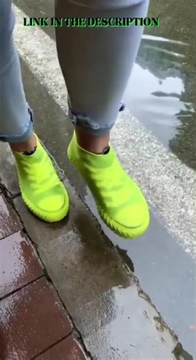 WaterProof Shoe Covers Lip-resistant Rubber Rain Boot | Link in Bio