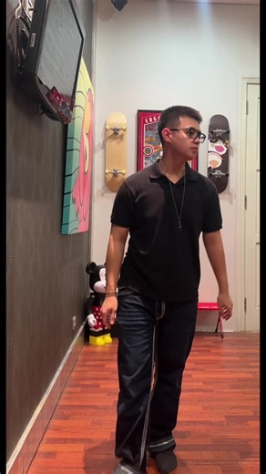 Stylish Chrome Outfit Inspiration