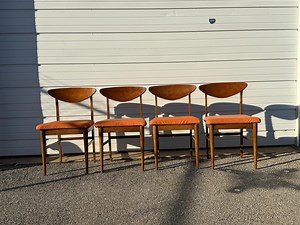 Set of 4 Mid-century Modern Walnut Shell Back Dining Chairs - Etsy