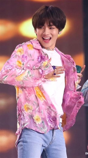 SO CUTE BTS 💜