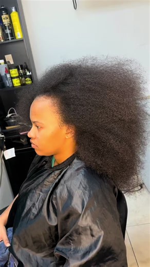 How to Achieve the Perfect Half-Up Half-Down Hairstyle