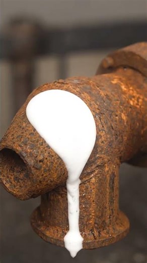 This rust removal technique is mesmerizing #satisfying #cleaning #hacks