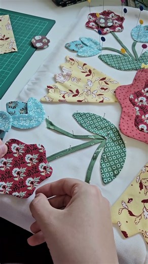 glue and prep for applique quilt #sewing #quilted #applique