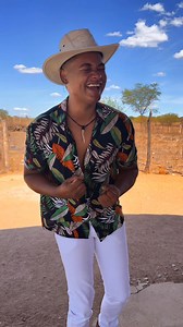 284K views · 12K reactions | Como que eu posso confiar assim?藍 #seresta #brega #arrocha #sertanejo #forró | Weldas José | Facebook