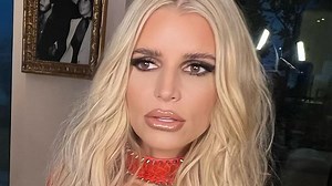 'She doesn't look like herself' Jessica Simpson fans say as she reveals new look