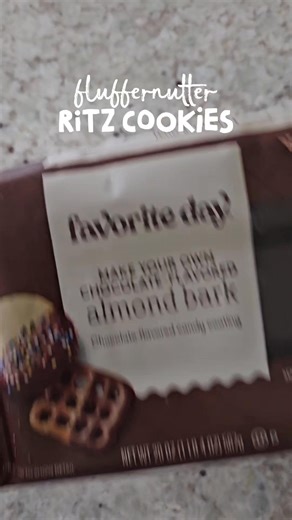 Fluffernutter ritz cookies will be the best thing you've ever made. | Crafty Morning