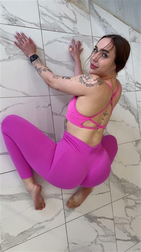 Mai twerking - cosplay🫦🍑🍌💦 #mai #twerk #bodyart #tryonhaul #asmrmicpumping #asmrpersonalatttention