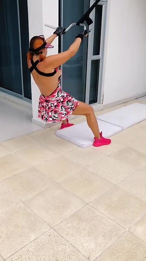 Videos de Ángela Bonilla (@angelita140979) con “Dame Tu Cosita - Thombs Remix - El Chombo & Dancing Green Alien & Karol G & Pitbull”