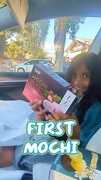 Trying Mochi for the First Time! 🍓🍦